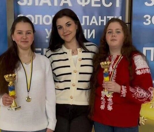 Херсонські піаністки здобули призові місця на всеукраїнському конкурсі у Хмельницькому