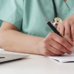 У лікарнях Херсона не вистачає спеціалістів вузького профілю, — ХМВА