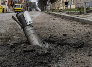 Встановили особу загиблої на зупинці у Херсоні після обстрілу РФ