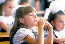 З 1 вересня у Херсоні призупиняють роботу десятки закладів освіти: що відомо