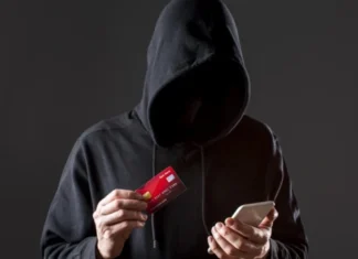 Жителі Херсонщини втратили 140 тисяч гривень через шахраїв