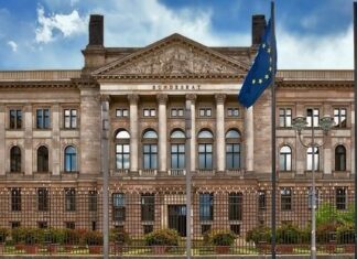 МИД Германии вызвал российского посла из-за угроз предприятиям ОПК