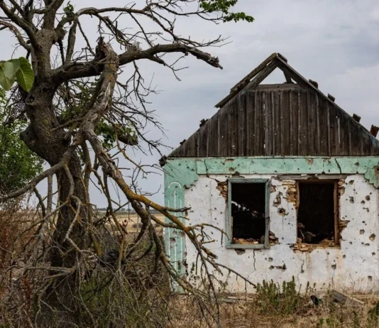 Окупаційна влада Херсонщини скасувала комендантську годину на Великдень у деяких населених пунктах