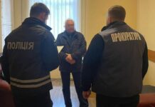 На Львовском вокзале обнаружили схему поборов за пользование туалетами – фото