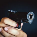 Прозвучало до шести выстрелов: во Львове неизвестный устроил стрельбу, — соцсети