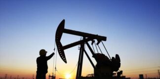 Вслед за США: Великобритания разрешила импорт топлива из российской нефти, — Reuters