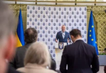 Кличко и послы ряда стран открыли в Киеве выставку «Украина-Европа» и обсудили помощь городу