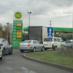 Надо накрывать сетками: РФ нацелилась на украинские АЗС на расстоянии 25 км от линии фронта, — «Флеш»