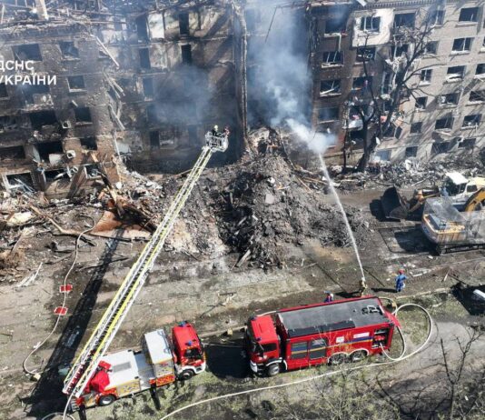 «Около 300 объектов»: Зеленский озвучил масштабы разрушений в Киеве после атаки (фото)