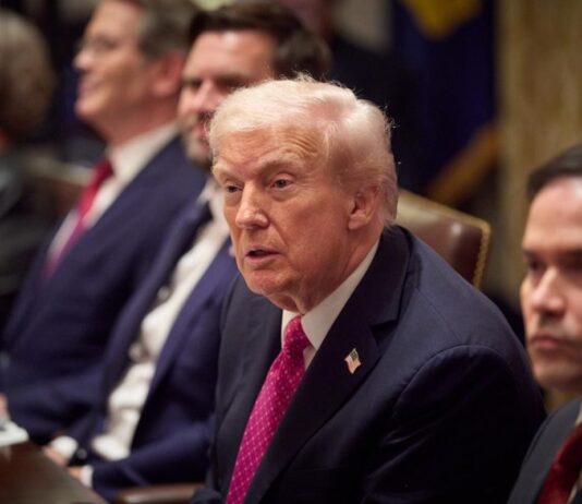 «Я бы хотел»: Трамп заявил, что перемирие между Украиной и РФ может длиться дольше трех дней (видео)