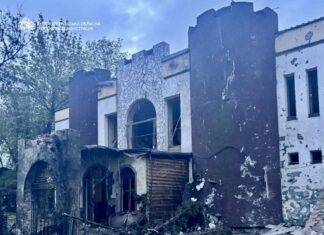 Дроны РФ целый день атакуют Днепропетровскую область: повреждены дома и религиозное учреждение