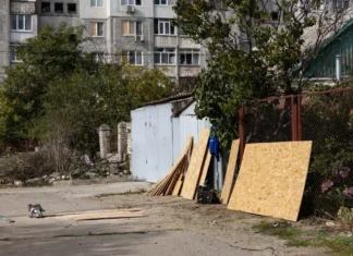 У Білозерській громаді на Херсонщині стартувала видача наборів для ремонту пошкодженого житла
