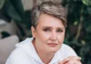Поранена після російського обстрілу у Херсоні волонтерка перенесла складну операцію