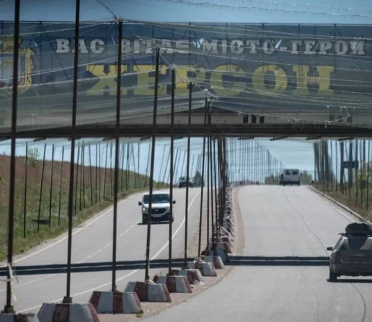 Обстріл ринку та атаки дронів: на Херсонщині двоє загиблих і 15 поранених