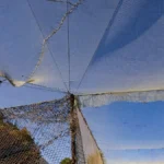 На Херсонському автовокзалі беруть плату за заїзд під антидронову сітку. Що відомо?