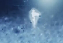 Рассекреченные файлы об НЛО хранят тайну «падших ангелов»: на видео видны фигуры в полете (видео)