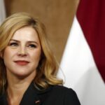 Премьер Латвии уходит в отставку