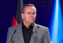 Писториус считает, что слова Путина об окончании войны могут быть обманом, чтобы отвлечь внимание от собственной слабости