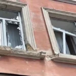 Російські війська дроном атакували медзаклад у середмісті Херсона