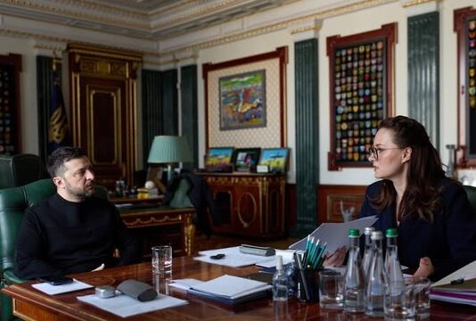 Кабмин проведет изменения на уровне заместителей министров в ближайшее время – Зеленский