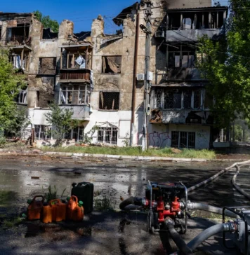 Який вигляд має середмістя Херсона після обстрілів російських військ. ФОТО
