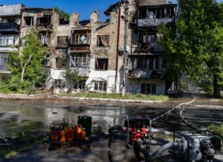 У Херсонській громаді зруйновано близько 900 житлових будинків через російські обстріли