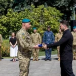 Бригада, яка виконує бойові завдання на Херсонщині, отримала стрічку з почесним найменуванням