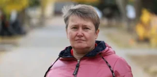 У Херсоні російські війська влучили в авто волонтерки, яку катували в окупації