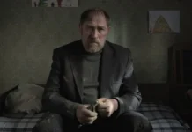 Стрічка режисера з Херсона “Сірі бджоли” серед номінантів на премію “Золота дзиґа”