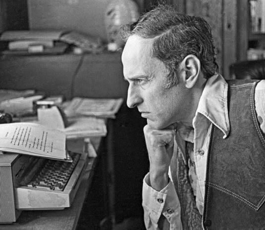 Мастер меча и психологической войны: как Роджер Желязны «взломал» фэнтези и предвосхитил «Игру престолов»