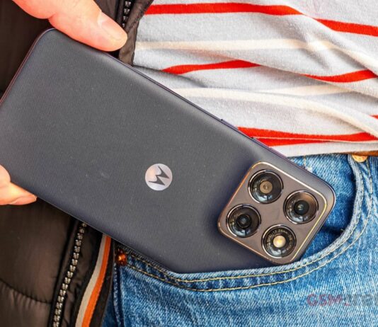 Доступный, но быстрый телефон Motorola: какой середняк высоко оценили эксперты в 2026 (фото)