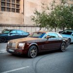 Один из 500: в Киеве заметили эксклюзивный Rolls-Royce 2000-х (фото)