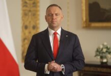 Президент Польши лишил Зеленского Ордена Белого орла: какова реакция МИД Украины