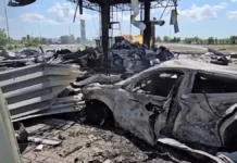 Показали відео з наслідками удару російського дрона по АЗС у Чорнобаївській громаді на Херсонщині