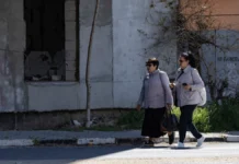 Близько 40 відсотків ВПО на Херсонщині — це діти та люди похилого віку