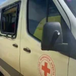 Російські війська у Херсоні вдарили по транспорту Українського Червоного Хреста