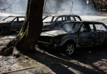 Війська РФ атакували автівку у Херсоні, загинула людина