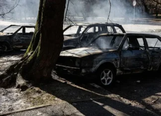 Війська РФ атакували автівку у Херсоні, загинула людина