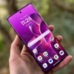 Топ-3 смартфона по средней цене и с лучшим аккумулятором: Poco, Realme, Motorola (фото)