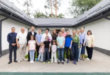 Прийомна родина з Херсонщини отримала будинок на Київщині