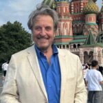 «У России не было выбора»: отец Илона Маска в очередной раз приехал в РФ и принялся хвалить Путина