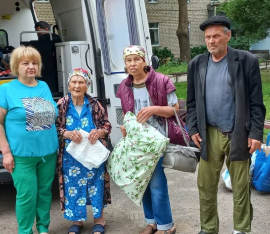Із прифронтових громад Бериславського району на Херсонщині за тиждень евакуювали майже 200 людей