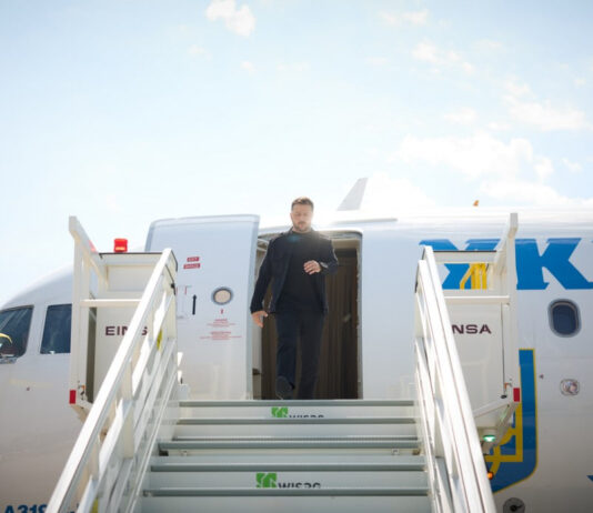 Теперь не в Польше: Украина изменила аэропорт для зарубежных визитов Зеленского