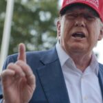 Трамп собирается сократить штат сотрудников Национальной разведки