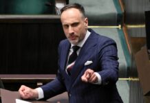 Депутат польского Сейма призвал «вернуть украинцев в Украину»: что о нем известно