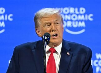 Трамп: Иран слишком долго обсуждает соглашение с США, им придется заплатить за это