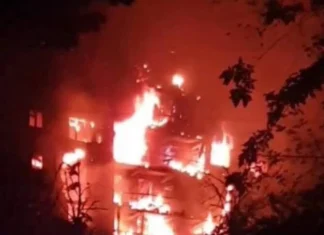 У багатоповерхівці після російської атаки зруйнована квартира волонтерки одного з херсонських притулків