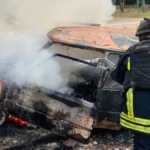 Який вигляд має автівка, по якій вдарили окупаційні війська у Херсоні. ФОТО