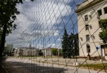У Херсоні антидроновими сітками планують закрити понад 30 кілометрів доріг