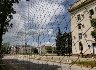 У Херсоні антидроновими сітками планують закрити понад 30 кілометрів доріг